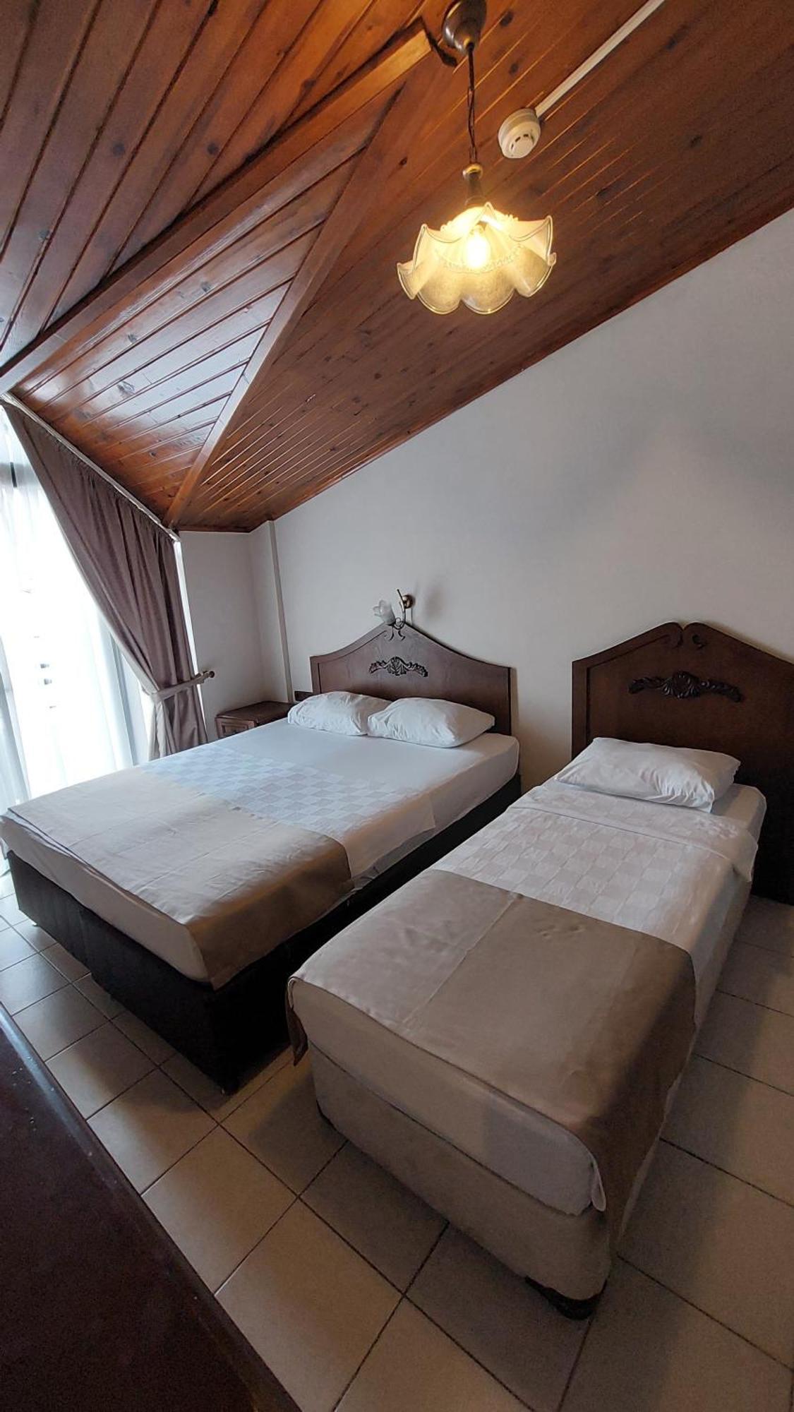 Kutberk Hotel Kemer Exterior photo