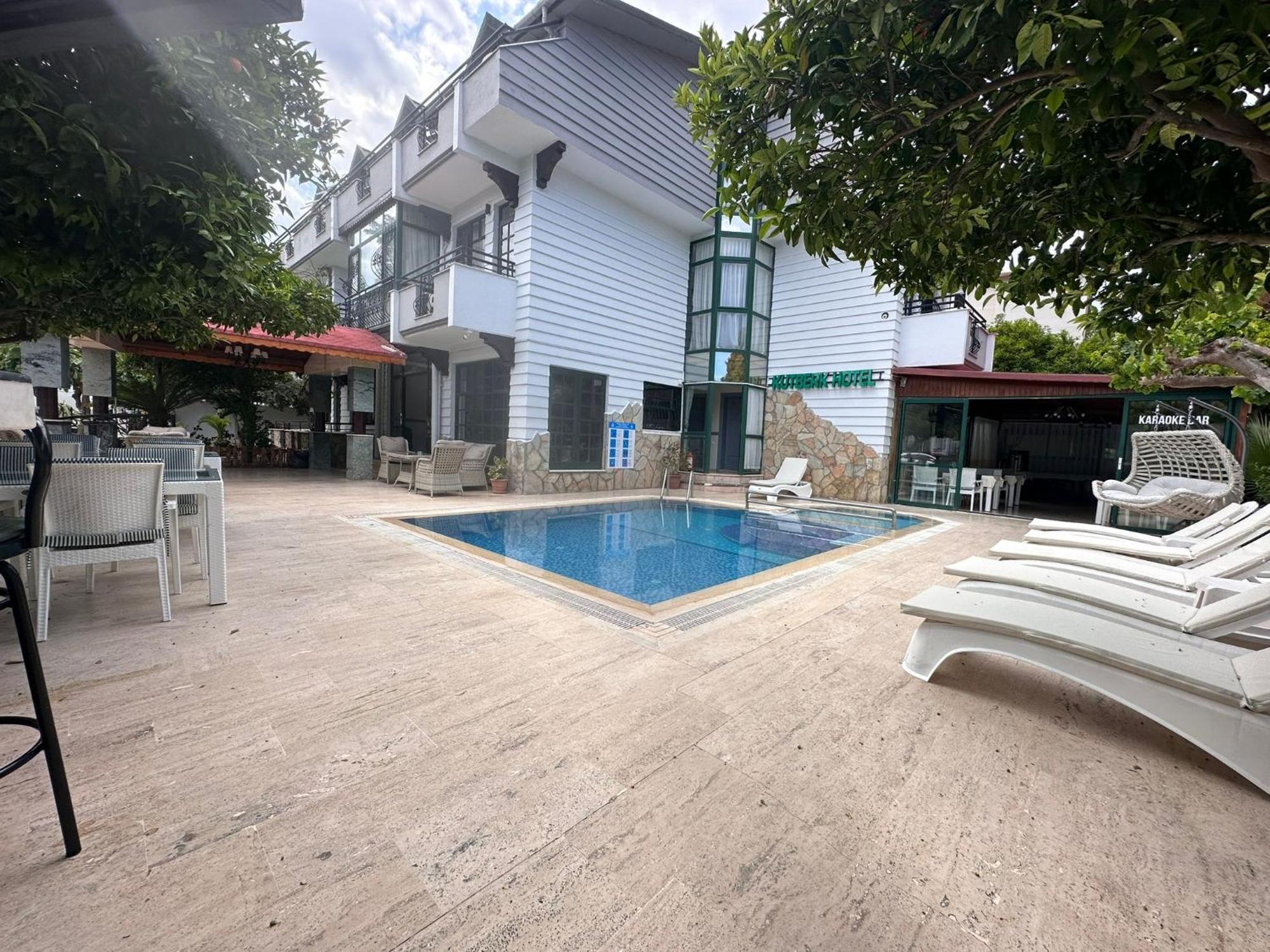 Kutberk Hotel Kemer Exterior photo
